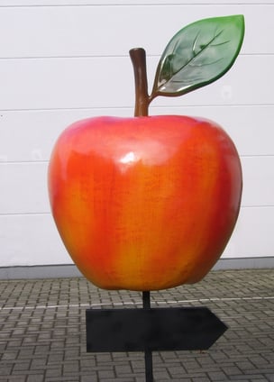 Apfel auf Rohr 004